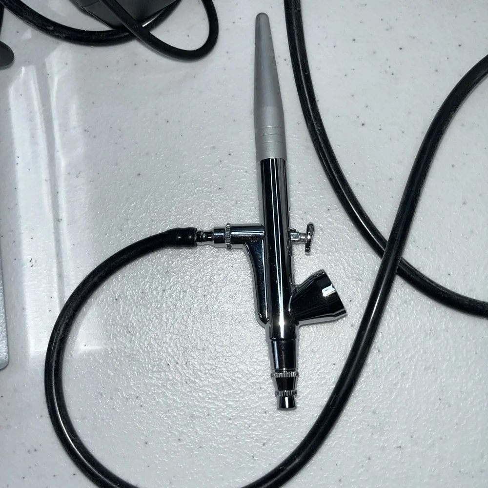 Belloccio Airbrush makeup  Professional Beauty Deluxe Cosmetic bel bc10